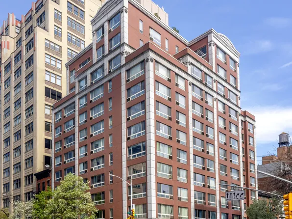 363 West 30th Street image 2 of 15