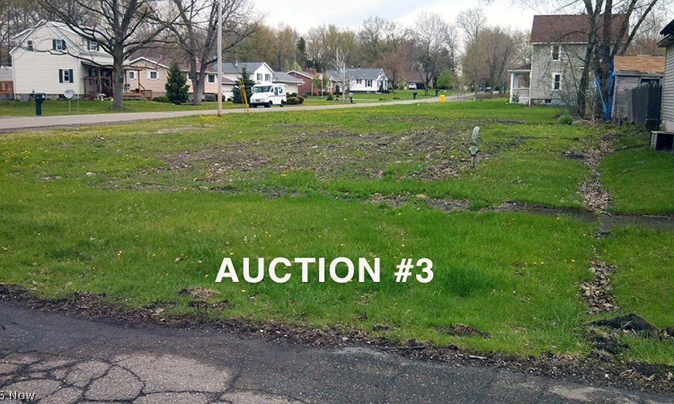 1st image of N 15th St