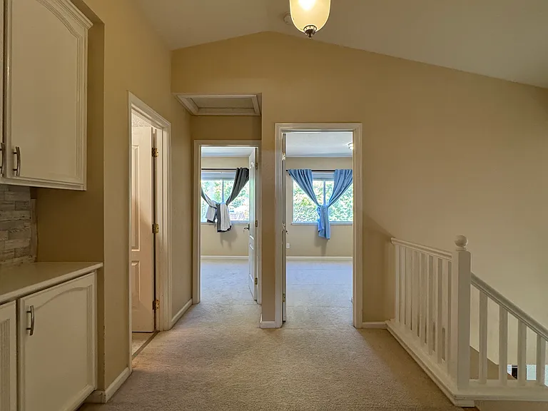 1370 Kerslake Cir — Photo 23