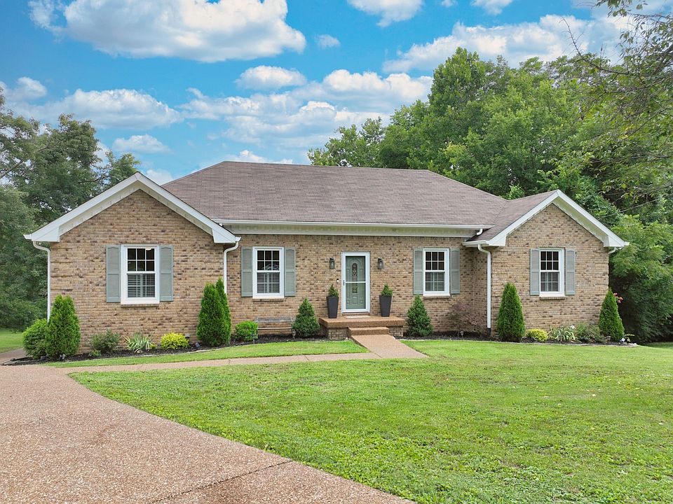 1st image of 1421 Forest Side Ct