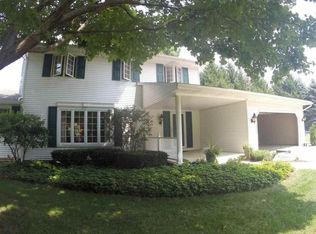 22977 Quinn Rd, Lakeville, IN 46536