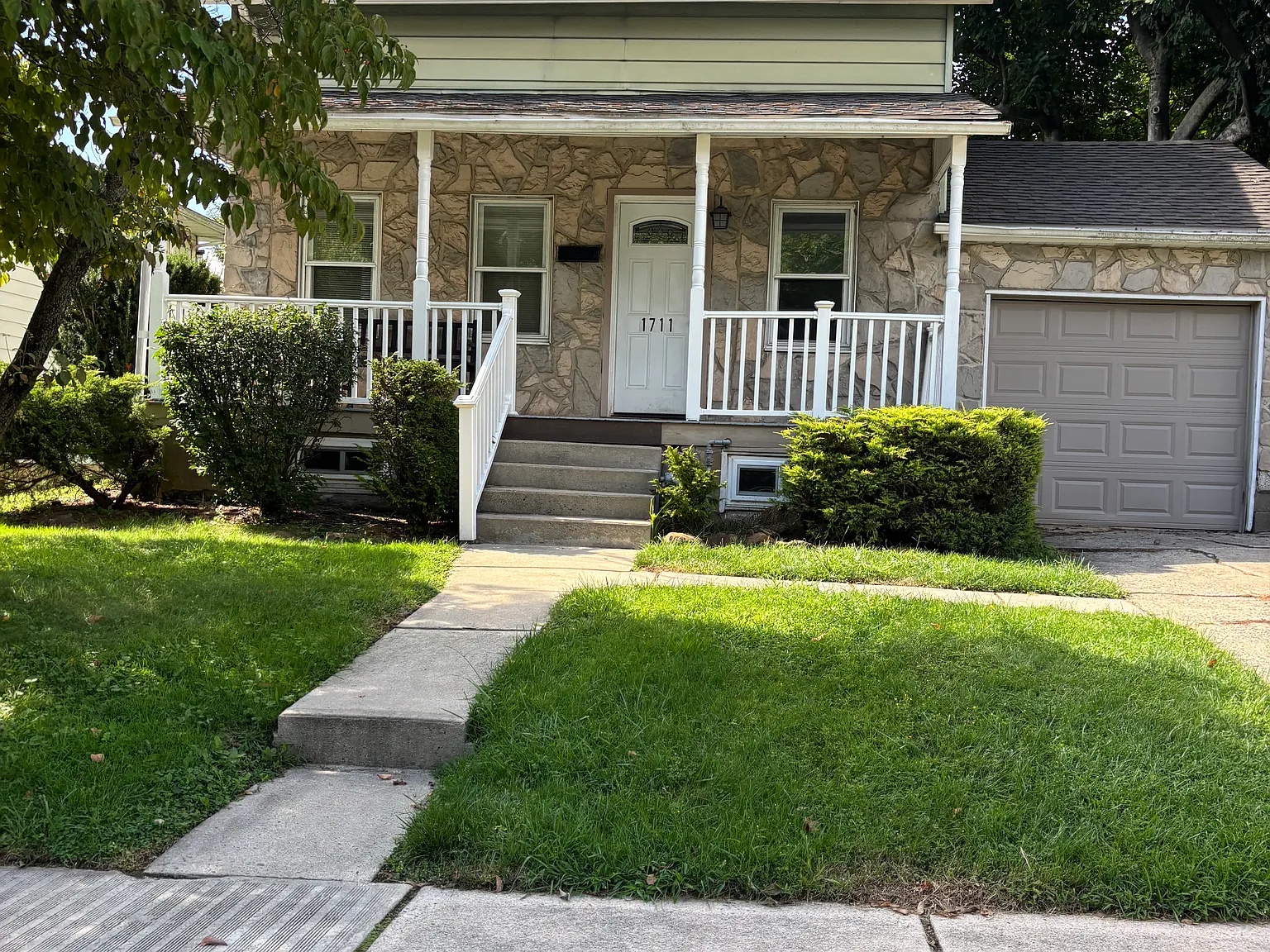 1 bed, 1396 sqft, $1,850 — Photo 1