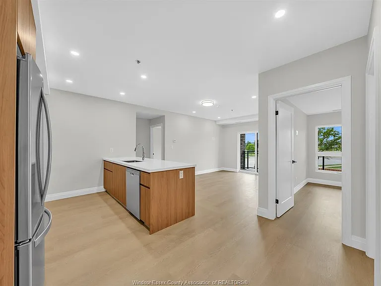 11646 Tecumseh Rd E #507 — Photo 35