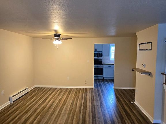 4th image of 105 John Glenn Ave