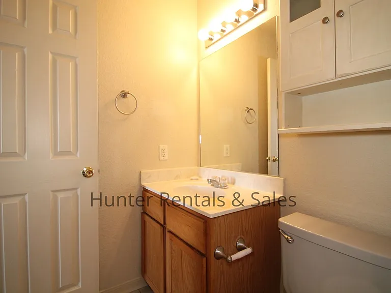 5203B Daybreak Dr — Photo 14