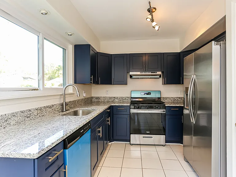 135 Beethoven Ct S — Photo 10
