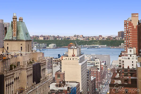 Rented by City Connections Realty | media 32