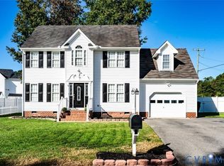 101 Brijidan Ln, Colonial Heights, VA 23834