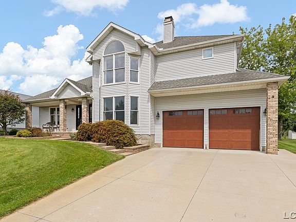 4th image of 7496 Kingsley Dr
