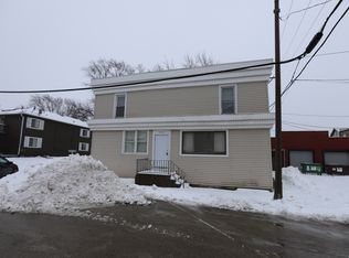 12013 Prairie Ave APT 2S, Hebron, IL 60034