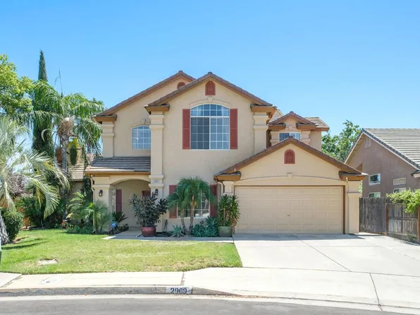 2969 E Pryor Dr, Fresno, CA 93720