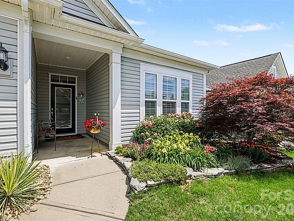 2nd image of 6010 Jack Thomas Dr