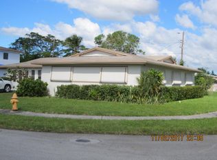 2901 NW 187th St, Miami Gardens, FL 33056