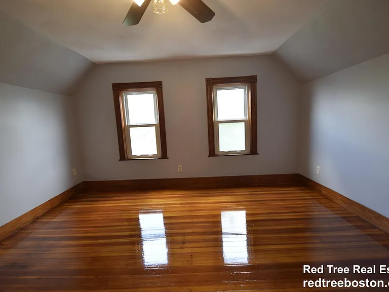 121 Lowell St #121 — Photo 6