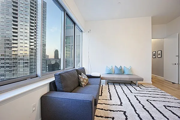 Sold by Nest Seekers International | media 11