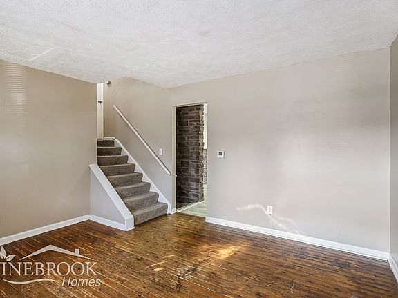 2nd image of 7774 Ravenswood Dr
