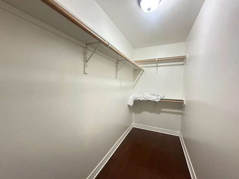 126 Riverbrooke Dr — Photo 5