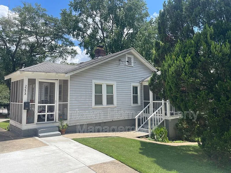 1 bed, 1.0 bath, 600 sqft, $1,350 — Photo 1