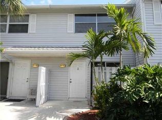 2691 NE 15th St, Pompano Beach, FL 33062