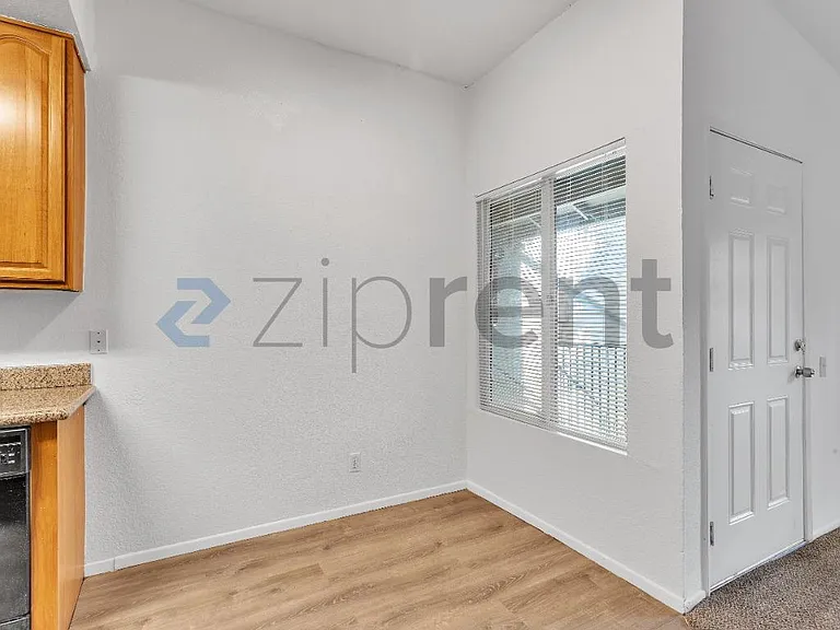 2005 San Jose Dr #241 — Photo 22