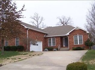 137 Lyme Dr, Clarksville, TN