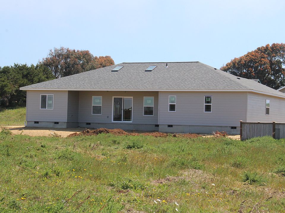 2nd image of 934 Hailey Lane