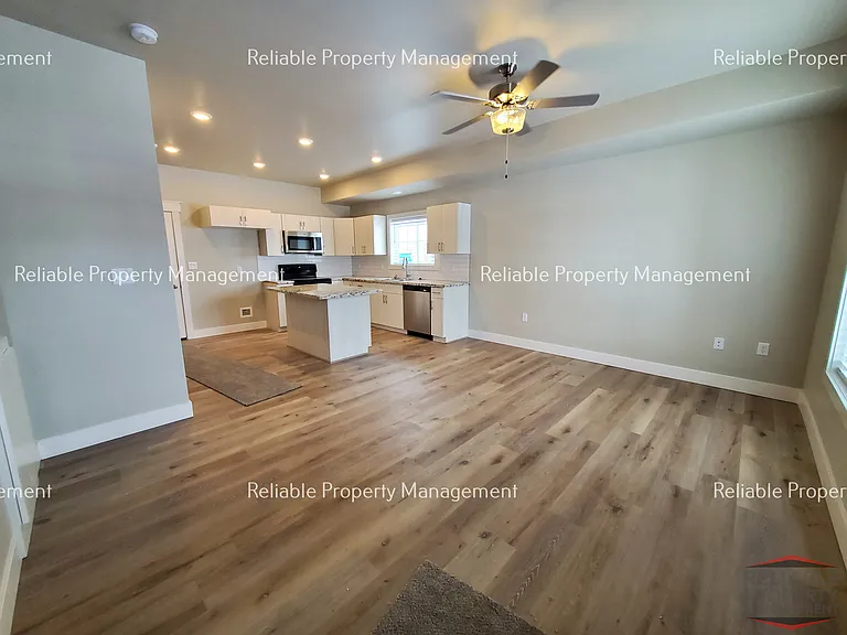 359 N 3 W #401 — Photo 3
