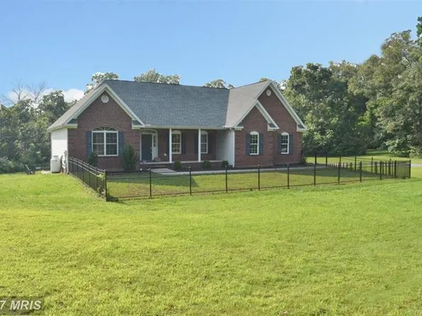 2549 Cherry Run Rd, Hedgesville, WV 25427