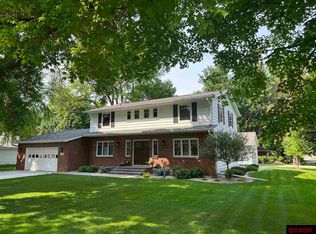 900 Summit Ave, New Ulm, MN 56073