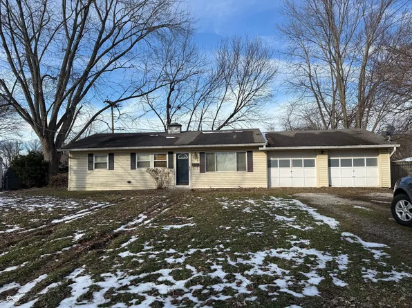 122 Bel Aire Dr, New Whiteland, IN 46184