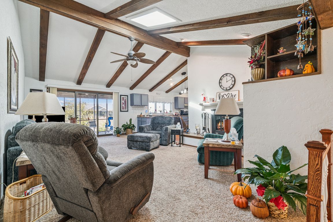 next background image