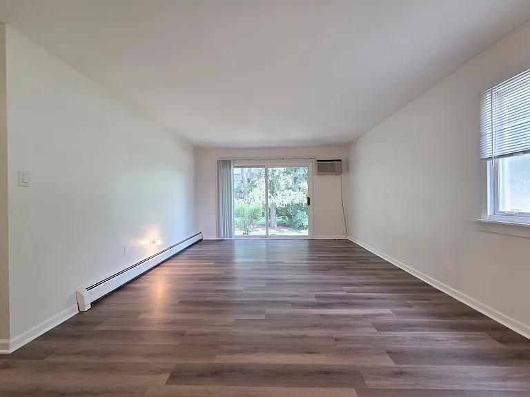 889 Trace Dr #107 — Photo 3