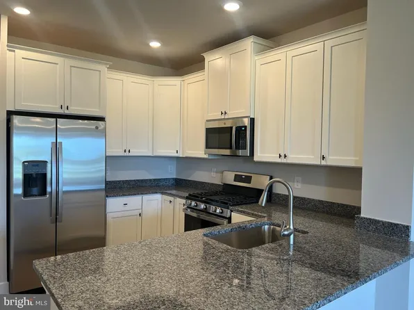 137A Annapolis St, Bensalem, PA 19020