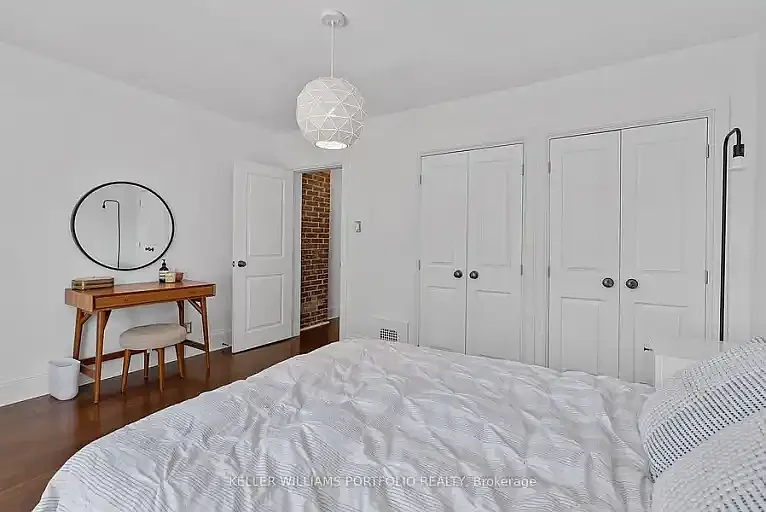 28 Tiverton Ave #1A — Photo 2