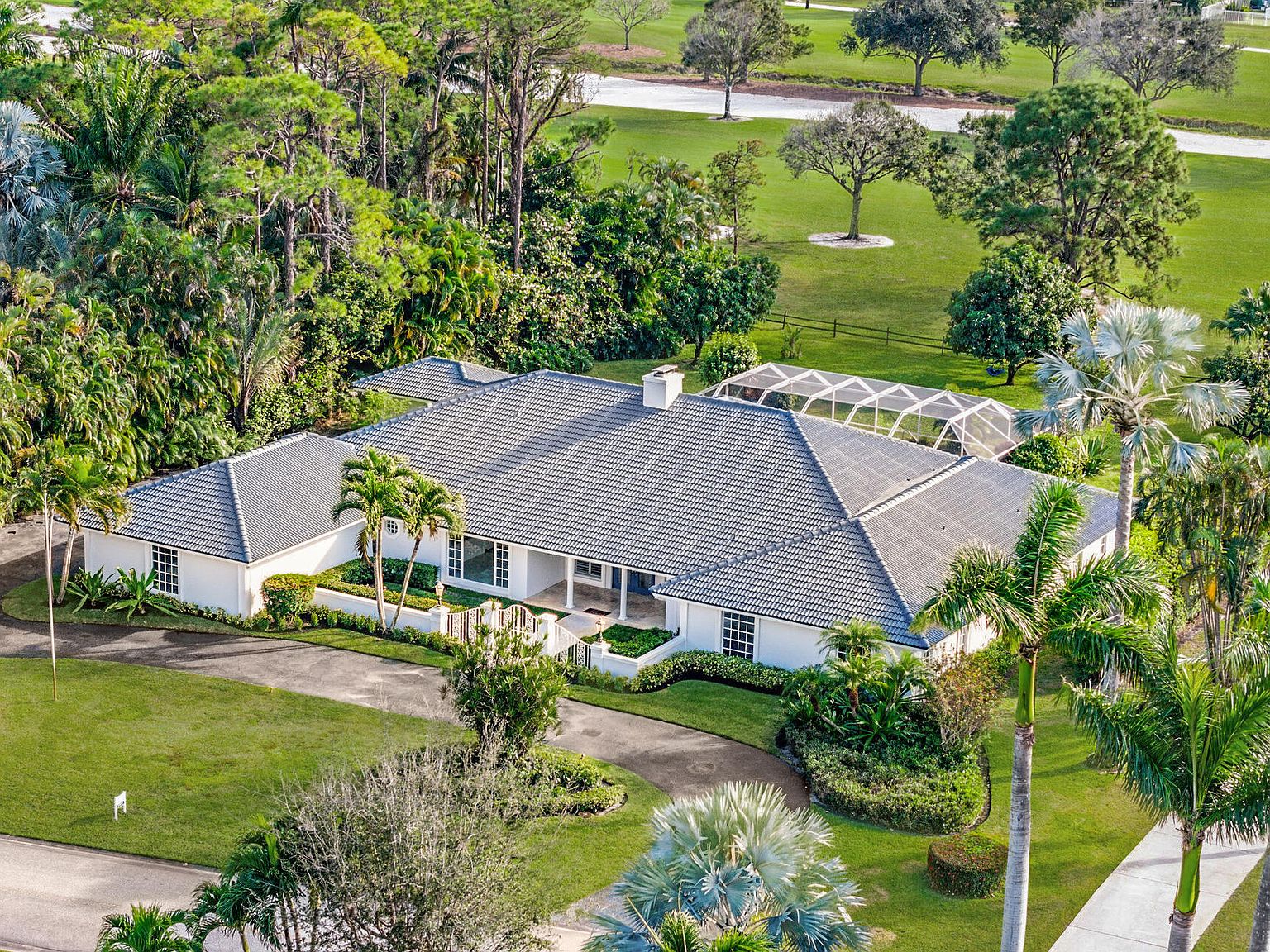 650 Atlantis Estates Way