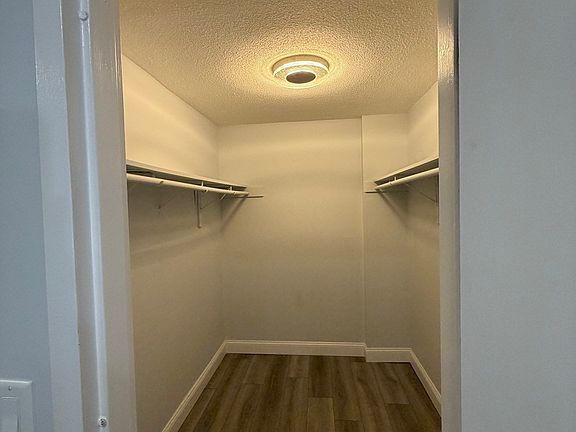 5th image of 2 Summit Dr APT 46