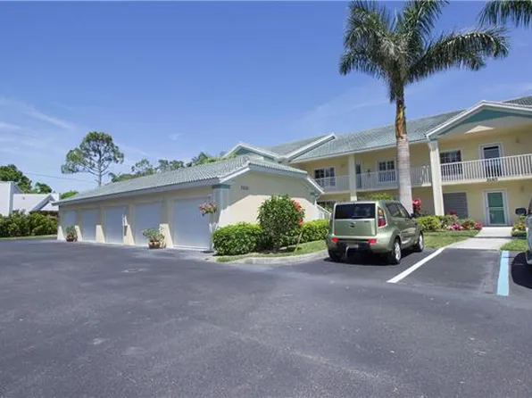 3250 Douglas Dr APT 101, Naples, FL 34105