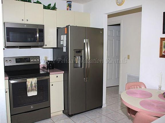 5th image of 1404 Panama Pl