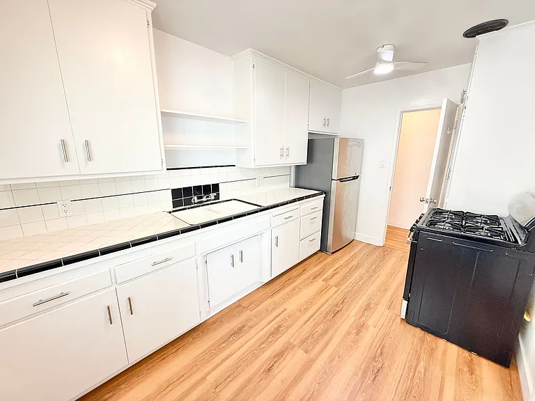 106 Mira Mar Ave — Photo 6