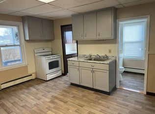 91 Dalton Ave APT 3, Pittsfield, MA 01201