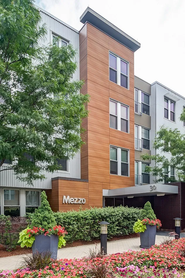 Mezzo Design Lofts — Photo 2
