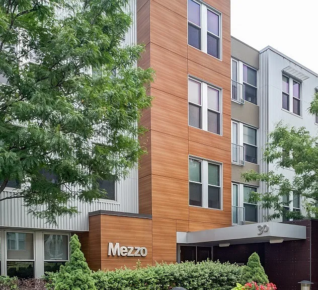Mezzo Design Lofts — Photo 2