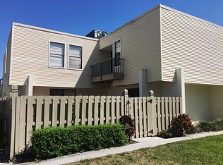 1520 Shaker Cir, Wellington, FL 33414