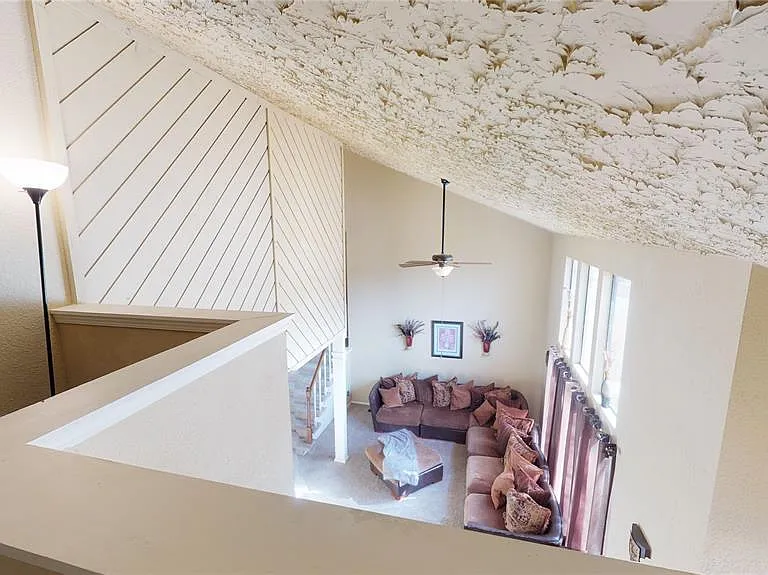 2408 W Boston St — Photo 27