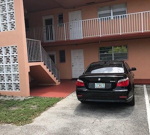 4th image of 19105 NE 2nd Ave APT 2115
