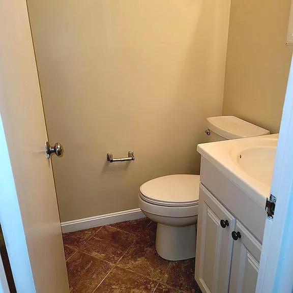 2226 Castle Rock Sq #1B — Photo 12