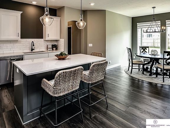 5th image of 3015 N 184th St