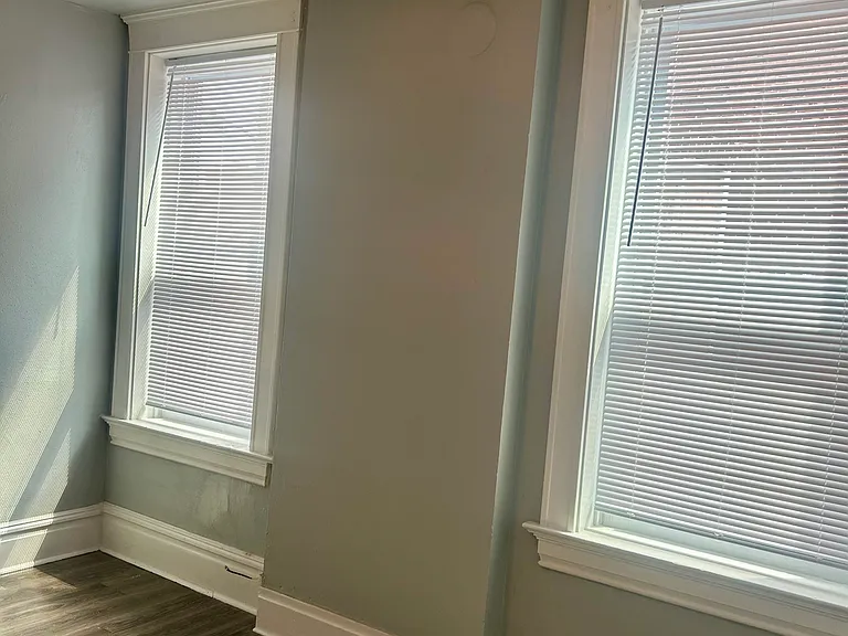 1512 Salisbury St #2F — Photo 8