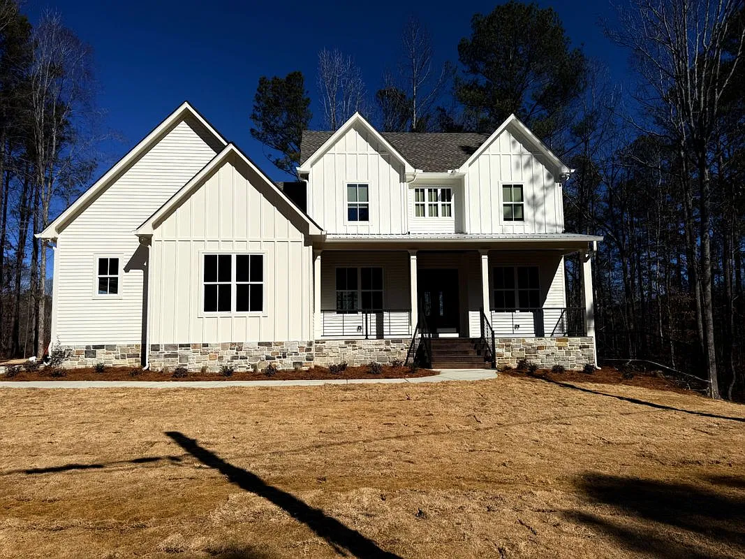 737 Williams Rd — Photo 1