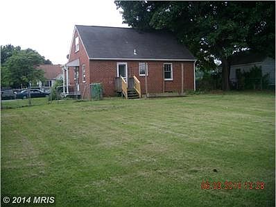 Exterior (Rear)